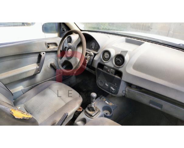 Foto de AUTOMOVEL VW/GOL 1.0 GIV, 2013/2014,BRANCA, ALCOOL/GASOLINA, CHASSI: ...48182,  NO ESTADO EM QUE SE ENCONTRA.