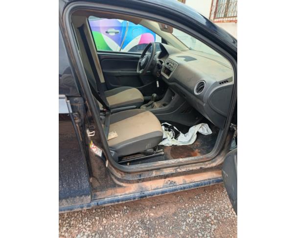 Foto de AUTOMOVEL VW/UP TAKE MA, ALCOOL/GASOLINA, BRANCA, 2014/2015, CHASSI: 9BWAG4129FT542282, RENAVAM: 01245033317, NO ESTADO EM QUE SE ENCONTRA. 