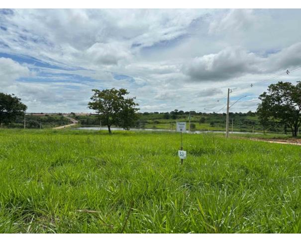 Foto de Chácara 33, Quadra 04, do Chacreamento Espelho D’Água, situada na Rua F, em Abaeté/MG, com área de 1.000,00 m², matrícula nº 29.064 do CRI de Abaeté/MG.