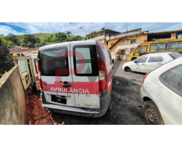 Foto de CAMINHONE FIAT/DOBLO GREENCAR MO4, 2016/2016, BRANCA, ALCOOL/GASOLINA, CHASSI: ...42481, NO ESTADO EM QUE SE ENCONTRA.