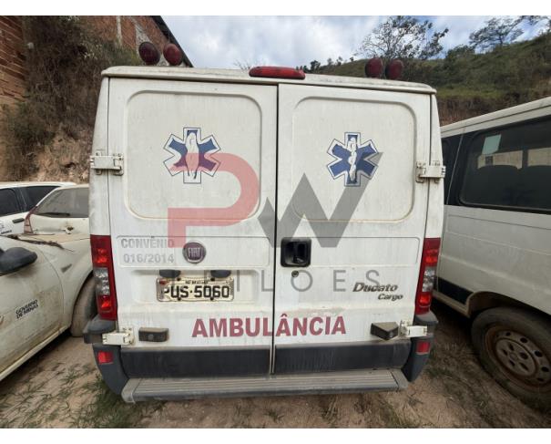 Foto de CAMINHONETE FIAT/DUCATO MX BOATA AMB, DIESEL, BRANCA, 2014/2014, CHASSI: 93W244F14E2140164, RENAVAM: 01017827106, NO ESTADO EM QUE SE ENCONTRA.