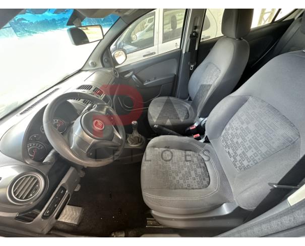 Foto de  AUTOMOVEL I/FIAT PALIO ATTRACT 1.4, ALCOOL/GASOLINA, BRANCA, 2017/2017, CHASSI: ...96537, NO ESTADO EM QUE SE ENCONTRA. 