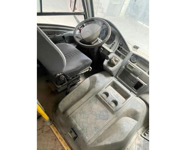 Foto de PASSAGEIRO / ONIBUS MPOLO/VOLARE V8L 4X4 EO, 2013/2014, DIESEL, AMARELA, PLACA OVK – 0G75, RENAVAM: 00656235160, CHASSI: 93PB58M1MEC048540, NO ESTADO EM QUE SE ENCONTRA.
