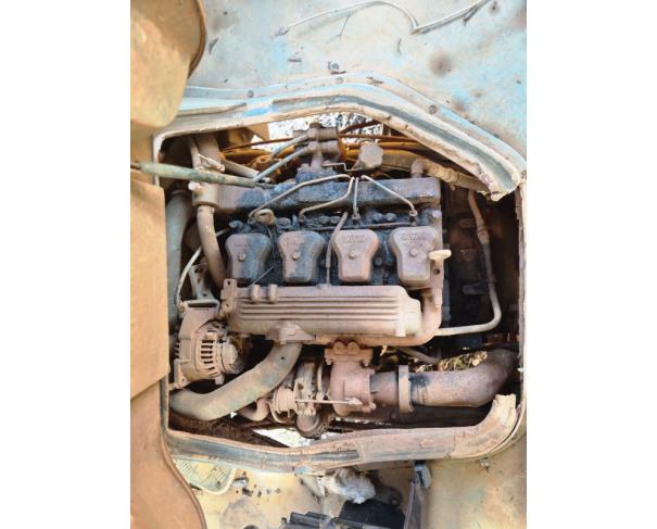Foto de ONIBUS MARCOPOLO/VOLARE V8L ESC, DIESEL, AMARELA, 2010/2011, CHASSI: 93PB42G3PBC034175, RENAVAM: 00265090881, NO ESTADO EM QUE SE ENCONTRA.