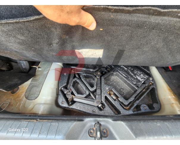 Foto de AUTOMOVEL, CHEV/SPIN 1.8L AT PREMIER, PRATA, 2019/2020, ALCOOL/GASOLINA, CHASSI: 9BGJP7520LB143869, RENAVAM: 01235960037, NO ESTADO EM QUE SE ENCONTRA.