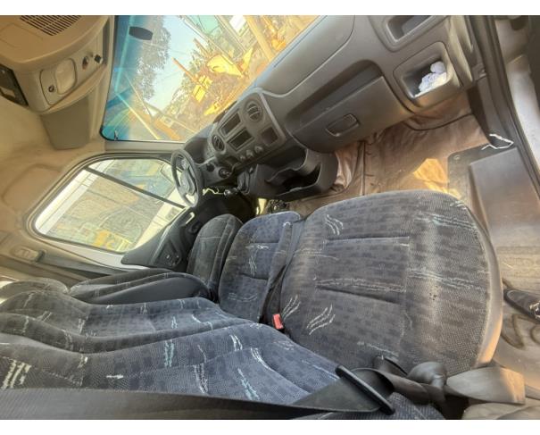 Foto de MICROONIBUS, RENAULT/MASTER TVAN, PRATA, 2018/2019, DIESEL, CHASSI: 93YMAFEXCKJ527982, RENAVAM: 01163348110, NO ESTADO EM QUE SE ENCONTRA.