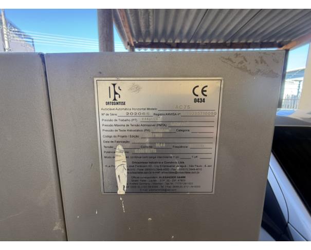 Foto de LOTE CONTENDO AUTOCLAVE, NO ESTADO EM QUE SE ENCONTRA.