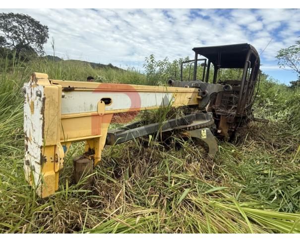 Foto de MOTONIVELADORA NEW HOLLAND,  RG 140 - B, AMARELA, ANO 2013, SERIE NDAF02974, CHASSI HBZN0140EDAAF02974, NO ESTADO EM QUE SE ENCONTRA.