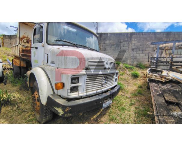Foto de CARGA / CAMINHAO M.B./M.BENZ L 1313, 1987/1987, DIESEL, BRANCA, CHASSI: 9BM345002GB735163, RENAVAM: 00266596134, NO ESTADO EM QUE SE ENCONTRA. MOTOR AVARIADO.