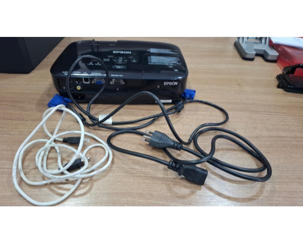 Foto de LOTE CONTENDO ITENS DIVERSOS, COMO MATERIAIS DE INFORMÁTICA, SUPORTES, ARMÁRIOS, ENTRE OUTROS, NO ESTADO EM QUE SE ENCONTRA.