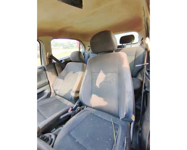Foto de AUTOMOVEL, VW/GOL 1.0L MC4, 2018/2019, BRANCA, ALCOOL/GASOLINA, CHASSI: 9BWAG45U7KT020501, RENAVAM: 01162390082, NO ESTADO EM QUE SE ENCONTRA.