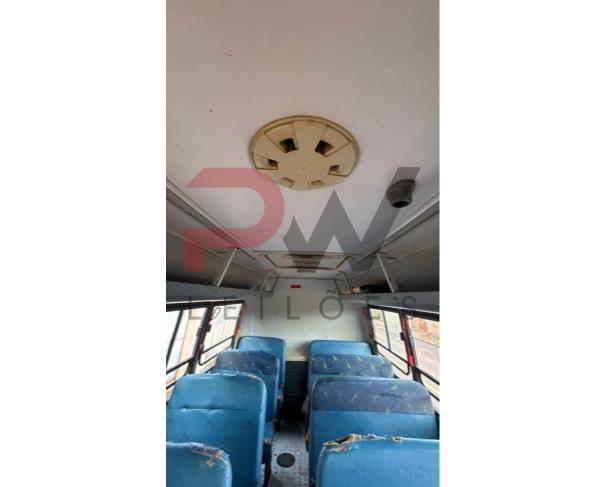 Foto de ONIBUS, MPOLO/VOLARE V8L 4X4 EO, AMARELA, 2014/2014, DIESEL, CHASSI: 93PB58M1MEC052883, RENAVAM: 01155067301, NO ESTADO EM QUE SE ENCONTRA.