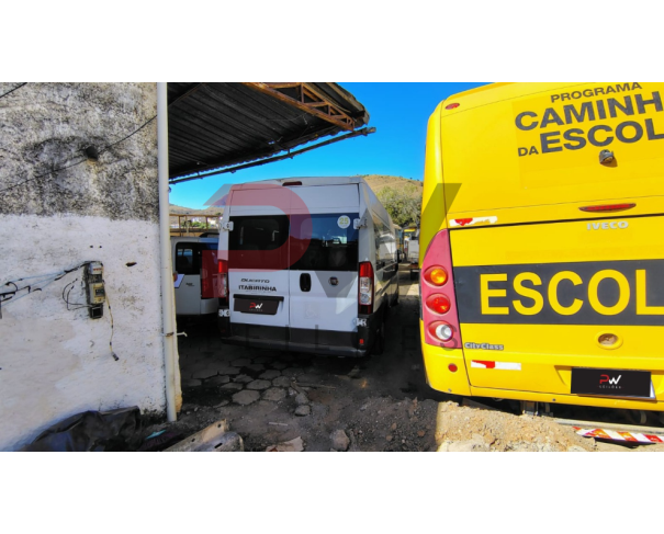 Foto de CAMINHAO I/FIAT DUCATO MAXIMULTI, 2018/2018, DIESEL, BRANCA, CHASSI: 3C6EFVFK0JE120620, RENAVAM: 01171024212, NO ESTADO EM QUE SE ENCONTRA.