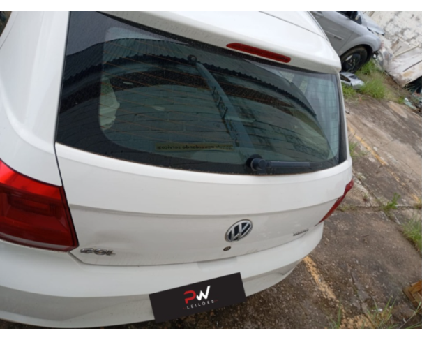 Foto de AUTOMOVEL VW/GOL 1.0L MC4, ALCOOL/GASOLINA, BRANCA, 2020/2021, CHASSI: ...53858, NO ESTADO EM QUE SE ENCONTRA.