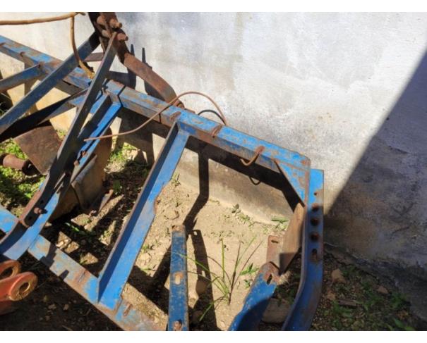 Foto de LOTE CONTENDO GRADE ARADORA INCOMPLETA, NO ESTADO EM QUE SE ENCONTRA.