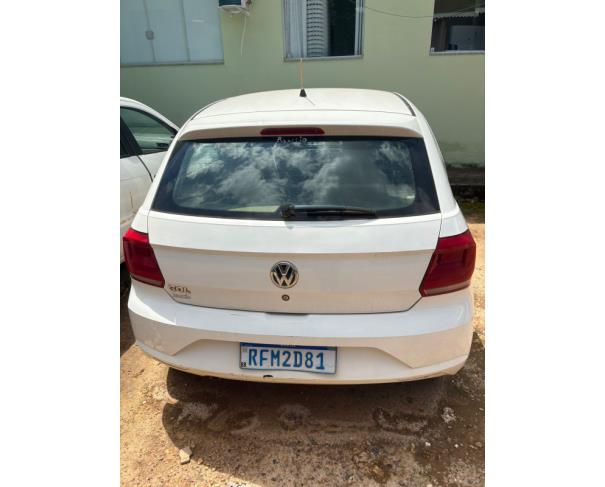 Foto de AUTOMOVEL, VW/GOL 1.0L MC4, BRANCA, 2020/2021, ALCOOL/GASOLINA, CHASSI: 9BWAG45U3MT043339, RENAVAM: 01237427743.