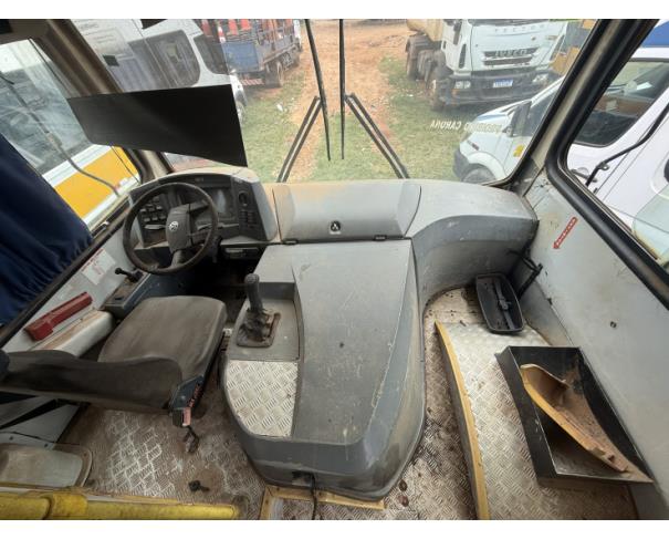 Foto de ONIBUS VW/15.190 EOD E.S.ORE, DIESEL, AMARELA, 2012/2013, CHASSI: 9532E82W7DR303400, RENAVAM: 00507284739, NO ESTADO EM QUE SE ENCONTRA.