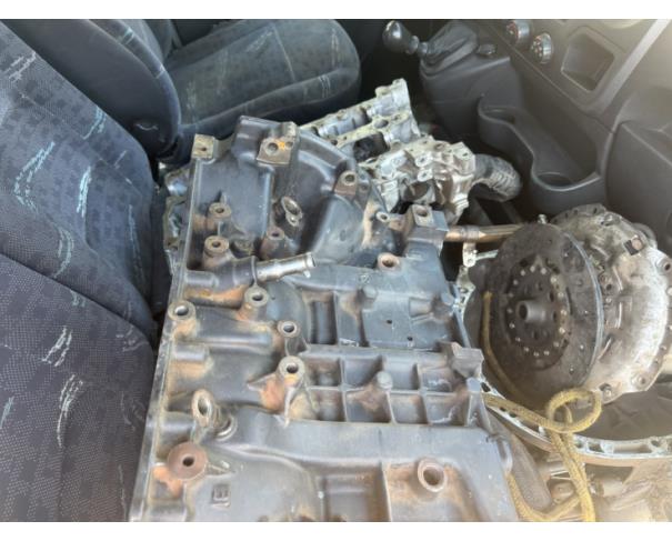 Foto de MICROONIBUS, RENAULT/MASTER TVAN, PRATA, 2018/2019, DIESEL, CHASSI: 93YMAFEXCKJ527982, RENAVAM: 01163348110, NO ESTADO EM QUE SE ENCONTRA.