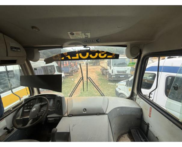 Foto de ONIBUS VW/15.190 EOD E.S.ORE, DIESEL, AMARELA, 2012/2013, CHASSI: 9532E82W7DR303400, RENAVAM: 00507284739, NO ESTADO EM QUE SE ENCONTRA.