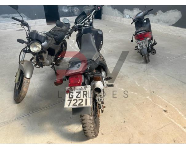 Foto de PASSAGEIRO / YAMAHA / XT 600 E / Placa:GZR7221 / UF: MG /Município: Divinópolis /Ano fabricação: 2002 / Anomodelo: 2002 / Cor:PRETA / Chassi:9C64MW00020017530 /Motor: 4MW-025089 /RENAVAM: 00794926134, NO ESTADO EM QUE SE ENCONTRA.