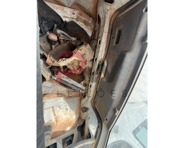 Foto de AUTOMOVEL FIAT/PALIO FIRE, ALCOOL/GASOLINA, 2016/2016, BRANCA, CHASSI: 9BD17122ZG7591901, RENAVAM: 01105334438, NO ESTADO EM QUE SE ENCONTRA.
