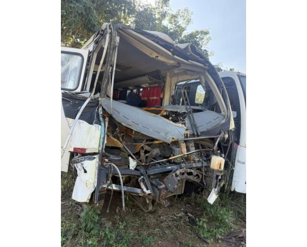 Foto de ONIBUS, M.BENZ/MASCA GRANMICRO O, BRANCA, 2018/2019, DIESEL, CHASSI: 9BM979277KB089816, RENAVAM: 01200042775, NO ESTADO EM QUE SE ENCONTRA. OBS: IMPEDIMENTO ADM.DANO MEDIA MONTA