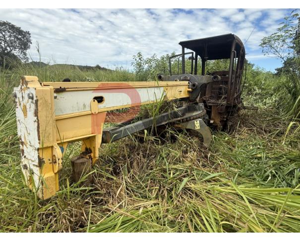 Foto de MOTONIVELADORA NEW HOLLAND,  RG 140 - B, AMARELA, ANO 2013, SERIE NDAF02974, CHASSI HBZN0140EDAAF02974, NO ESTADO EM QUE SE ENCONTRA.