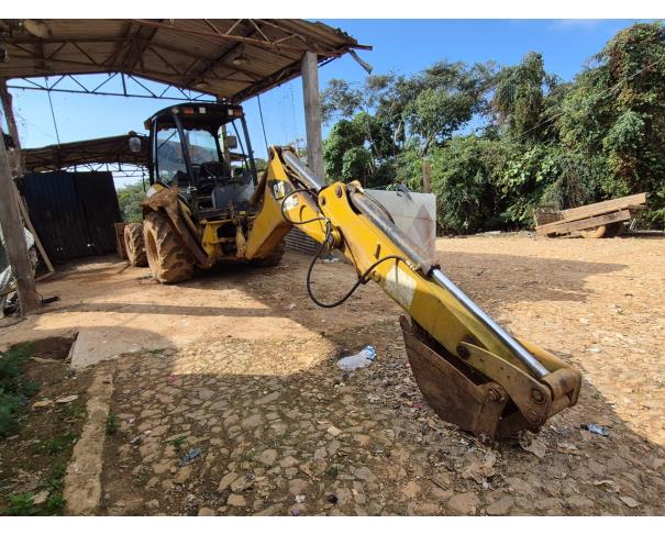 Foto de RETROESCAVADEIRA  CATERPILLAR , ANO: 2013, SÉRIE: G4D48847, NO ESTADO EM QUE SE ENCONTRA.