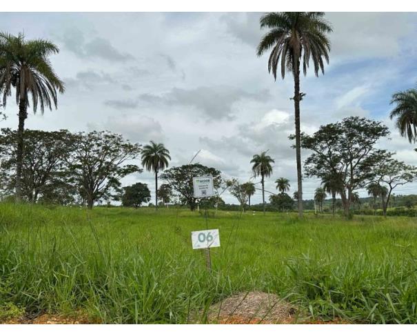 Foto de Chácara 06, Quadra 06, localizada na Rua F, no Chacreamento Espelho D’Água, em Abaeté/MG, com área total de 1.000,00 m², matrícula nº 29.110 do CRI de Abaeté/MG.