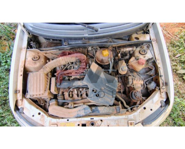 Foto de I/CHEVROLET CLASSIC LS, ALCOOL/GASOLINA, BRANCA, 2014/2015, CHASSI: 8AGSU19F0FR105792, RENAVAM: 01015177082, NO ESTADO EM QUE SE ENCONTRA. 