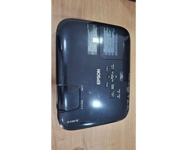 Foto de LOTE CONTENDO ITENS DIVERSOS, COMO MATERIAIS DE INFORMÁTICA, SUPORTES, ARMÁRIOS, ENTRE OUTROS, NO ESTADO EM QUE SE ENCONTRA.