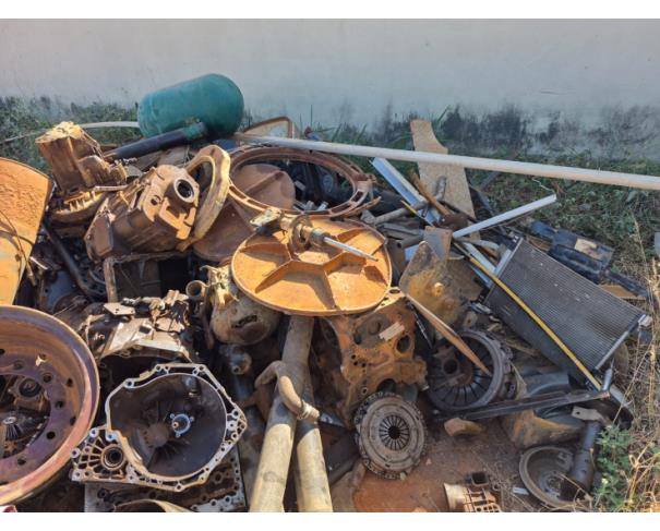 Foto de LOTE CONTENDO SUCATA FERROSA, NO ESTADO EM QUE SE ENCONTRAM.