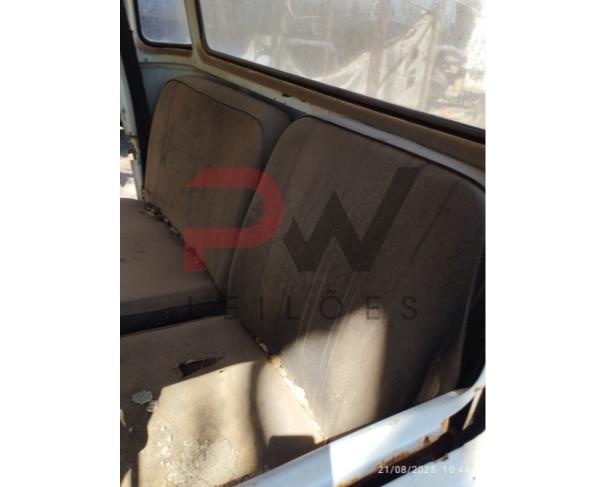 Foto de CARGA / CAMIONETA TOYOTA/BANDEIRANTE, 1991/1991, DIESEL, BRANCA, CHASSI: 9BR0J0040M1014207, RENAVAM: 00607393220, NO ESTADO EM QUE SE ENCONTRA. CHASSI EMPENADO.