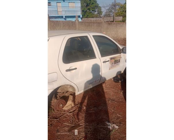 Foto de AUTOMOVEL  FIAT/PALIO FIRE, ALCOOL/GASOLINA, BRANCA, 2015/2016, CHASSI: 9BD17122ZG7570785, RENAVAM: 01077811478, NO ESTADO EM QUE SE ENCONTRA.