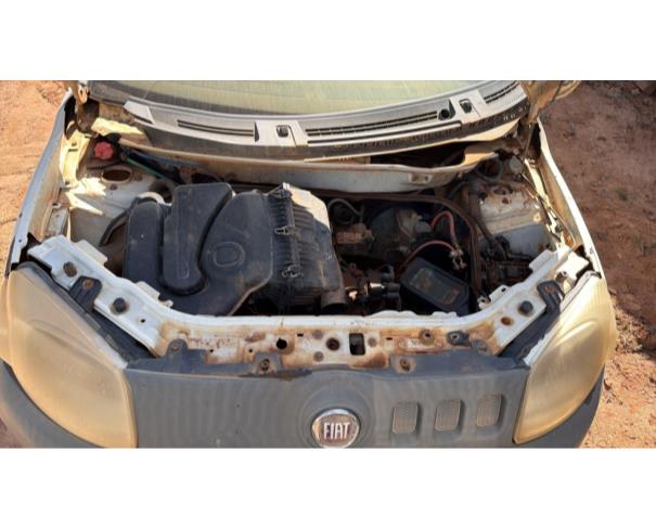 Foto de AUTOMOVEL FIAT/UNO VIVACE 1.0, ALCOOL/GASOLINA, BRANCA, 2011/2012, CHASSI: 9BD195152C0200876, RENAVAM: 00334213770, NO ESTADO EM QUE SE ENCONTRA.