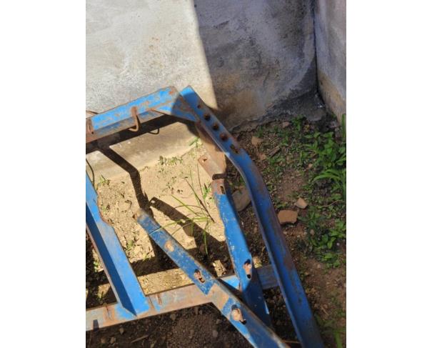 Foto de LOTE CONTENDO GRADE ARADORA INCOMPLETA, NO ESTADO EM QUE SE ENCONTRA.