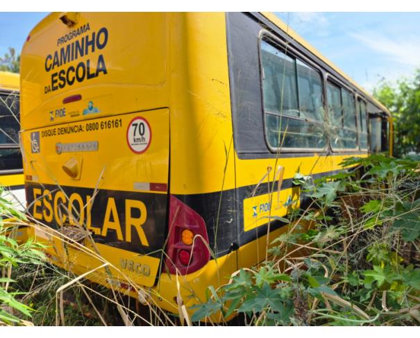 Foto de ONIBUS IVECO/SENIORCLASS 150SE, DIESEL, AMARELA, 2016/2017, CHASSI: 93ZA01LF0H8931408, RENAVAM: 01114099942, NO ESTADO EM QUE SE ENCONTRA.