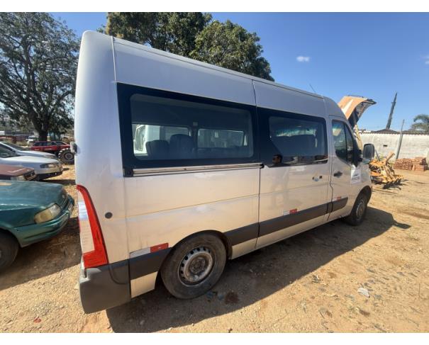 Foto de MICROONIBUS, RENAULT/MASTER TVAN, PRATA, 2018/2019, DIESEL, CHASSI: 93YMAFEXCKJ527982, RENAVAM: 01163348110, NO ESTADO EM QUE SE ENCONTRA.