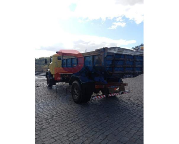 Foto de CARGA CAMINHAO, M.BENZ/L 1313, DIESEL, AMARELA, 1986/1986, CHASSI:...12166,  NO ESTADO EM QUE SE ENCONTRA.
