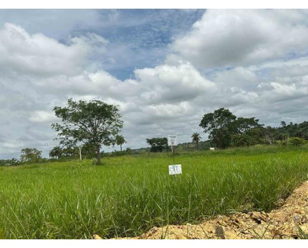 Foto de Chácara 11, Quadra 08, localizada na Rua G, no Chacreamento Espelho D’Água, em Abaeté/MG, com área total de 1.000,00 m², matrícula nº 29.190 do CRI de Abaeté/MG.