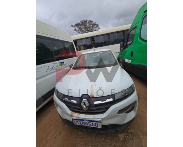 Foto de AUTOMOVEL, RENAULT/KWID INTENS 2, BRANCA, 2023/2024, ALCOOL/GASOLINA, CHASSI: 93YRBB005RJ725436, RENAVAM: 01355812736, NO ESTADO EM QUE SE ENCONTRA.