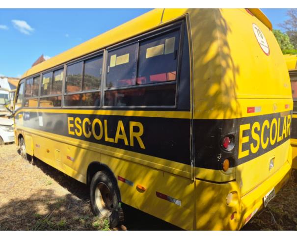 Foto de ONIBUS MARCOPOLO/VOLARE V8L ESC, DIESEL, AMARELA, 2009/2009, CHASSI: 93PB42G3P9C030042, RENAVAM: 00150807694, NO ESTADO EM QUE SE ENCONTRA. 
