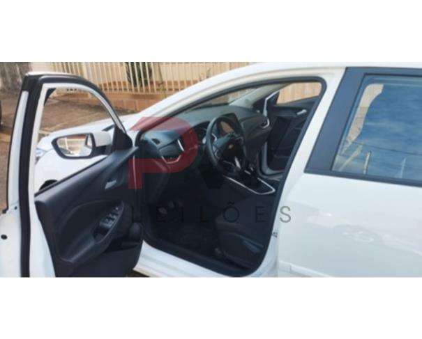 Foto de AUTOMOVEL CHEV/ONIX 1 0MT LT2, ALCOOL/GASOLINA, BRANCA, 2022/2023, CHASSI: ...30886, NO ESTADO EM QUE SE ENCONTRA.