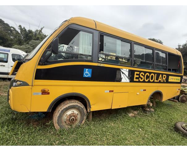 Foto de ONIBUS MPOLO/VOLARE V8L 4X4 EO, DIESEL, AMARELA, 2013/2014, CHASSI: 93PB58M1MEC050592, RENAVAM: 00995803790, NO ESTADO EM QUE SE ENCONTRA.