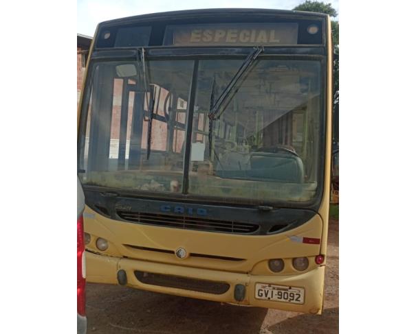 Foto de ONIBUS M.BENZ/CAIO APACHES21 U, DIESEL, BEGE, 2002/2002, CHASSI: 9BM3840672B303508, RENAVAM: 00789323850, NO ESTADO EM QUE SE ENCONTRA.
