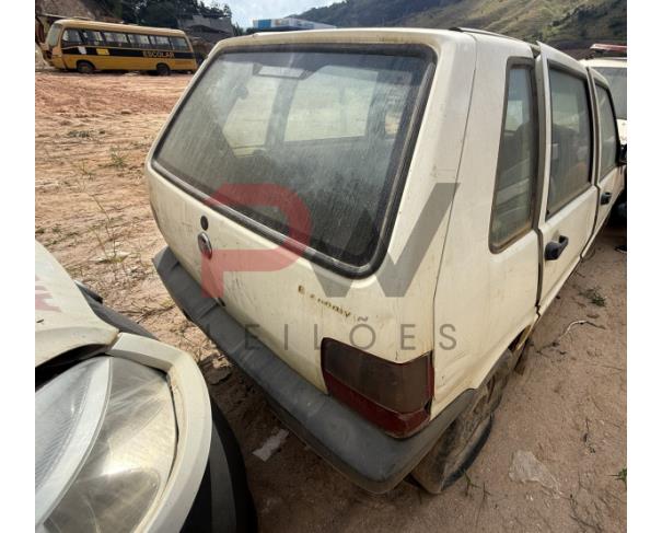 Foto de AUTOMOVEL FIAT/UNO MILLE ECONOMY, ALCOOL/GASOLINA, BRANCA, 2010/2011, CHASSI: 9BD15822AB6511899, RENAVAM: 00258635550, NO ESTADO EM QUE SE ENCONTRA.