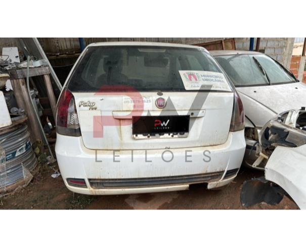 Foto de AUTOMOVEL FIAT/PALIO FIRE, ALCOOL/GASOLINA, BRANCA, 2014/2015, CHASSI: ...65065, NO ESTADO EM QUE SE ENCONTRA.
