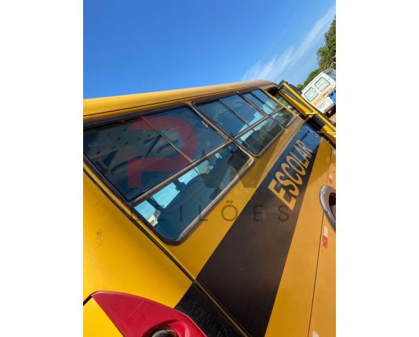 Foto de PAS/ONIBUS IVECO/CITYCLASS 70C16, DISESEL,  ANO/MOD 2011/2012, COR AMARELA, NO ESTADO EM QUE SE ENCONTRA.