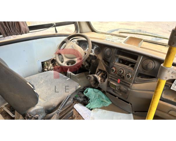 Foto de ONIBUS IVECO/CITYCLASS 70C17, DIESEL, AMARELA, 2013/2013, CHASSI: ...52765, NO ESTADO EM QUE SE ENCONTRA.