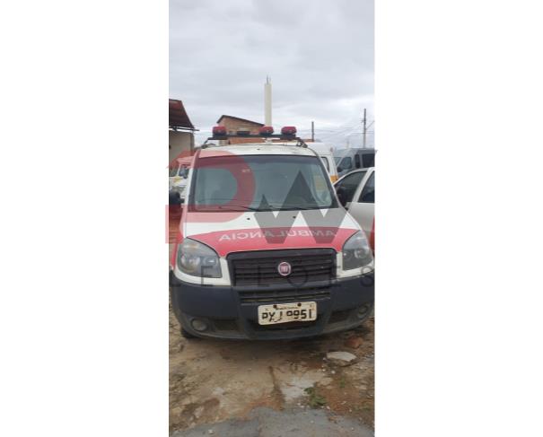 Foto de ESPECIAL / CAMINHONETE FIAT/DOBLO RONTAN AMB2, BRANCA, ALCOOL/GASOLINA, 2015/2016, PLACA PXJ-9951, CHASSI: 9BD22315UG2041745, RENAVAM: 01079001180, NO ESTADO EM QUE SE ENCONTRA.